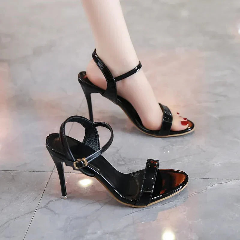 Zapatos Tacones Altos Estilizados - Vestiria
