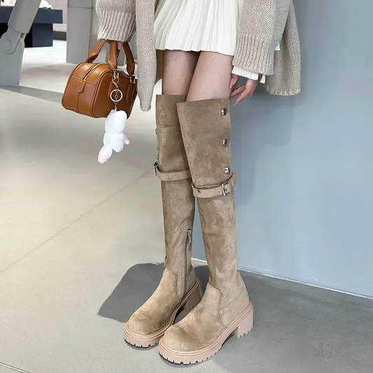 Botas Terciopelo Mujer Elevadas Botones Decorados - Vestiria