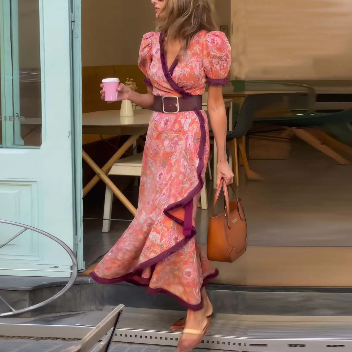 Vestido Elegante con Mangas Voladas y Estampado Floral - Vestiria