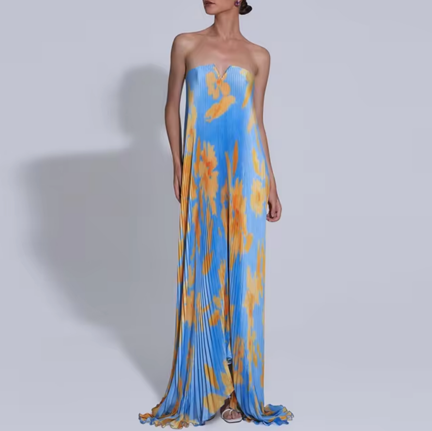 Vestido Floral Elegante con Pliegues Estilo Verano - Vestiria