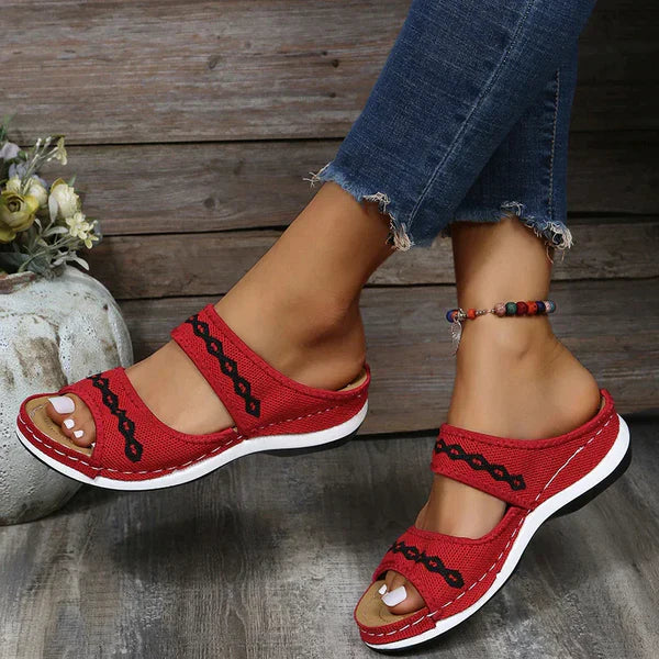 Sandalias cómodas para mujer con suela flexible y cierre seguro - Vestiria