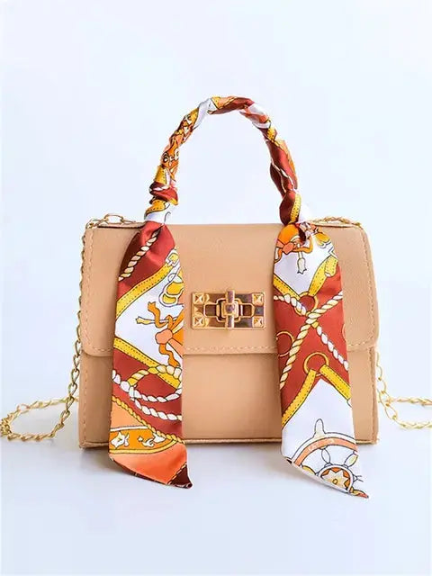 Bolso Bandolera Chic con Detalles Florales