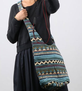 Bolso bandolera boho estampado elefante colorido