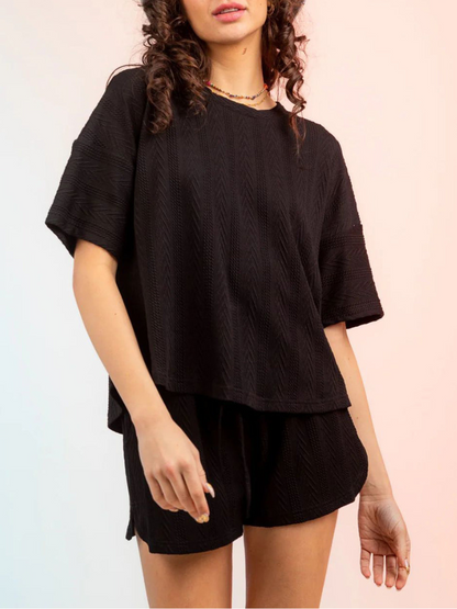 Conjunto cómodo de tirantes con textura y pantalón corto - Vestiria