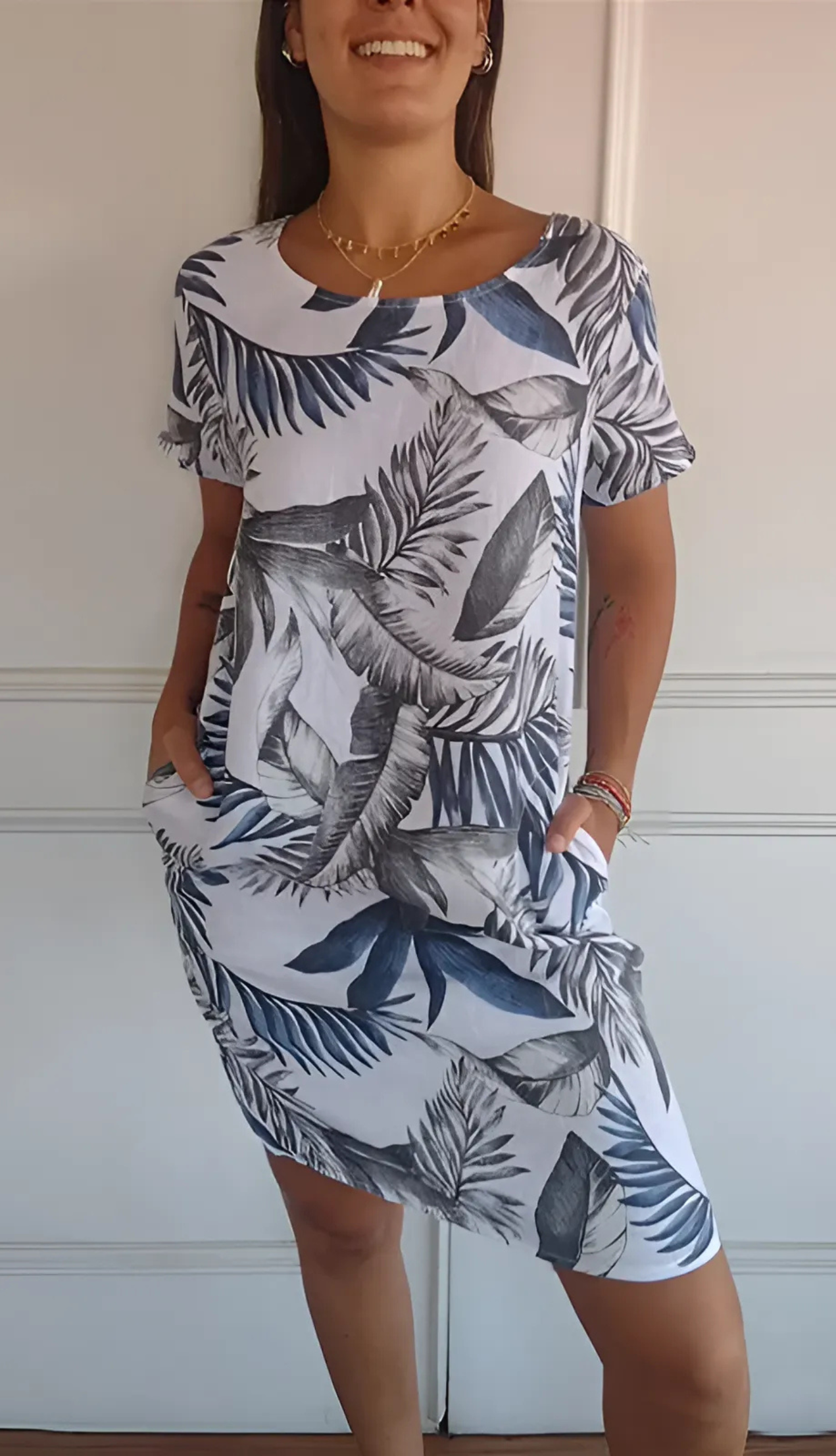 Vestido informal corte recto escote redondo