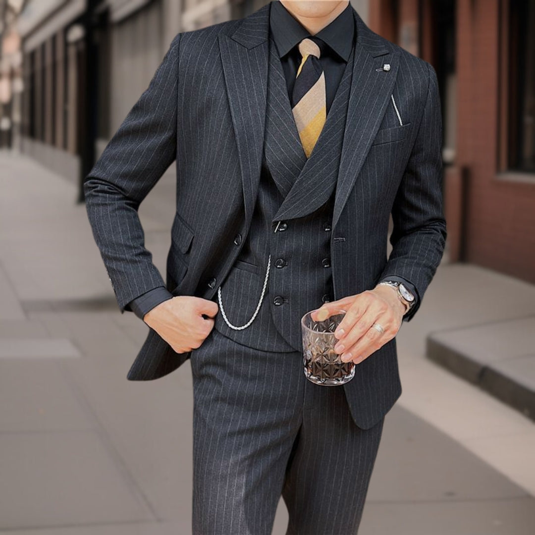 Traje Clásico Rayas Tres Piezas