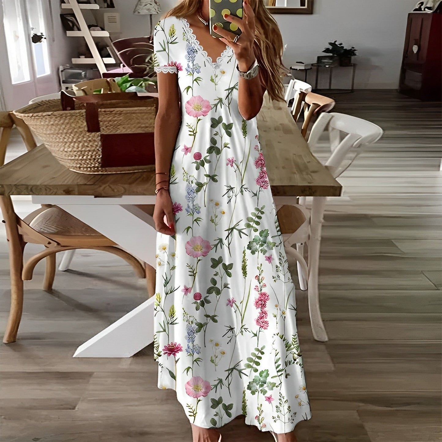 Vestido Floral Chic y Feminino - Vestiria
