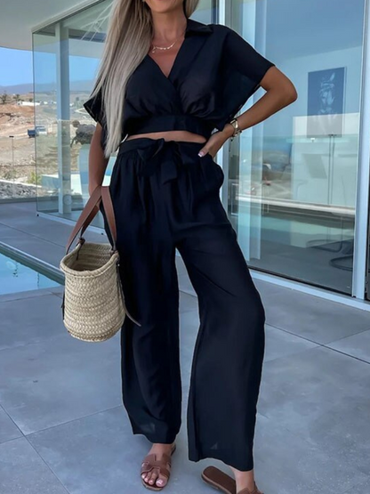 Conjunto mujer elegante cuello en V