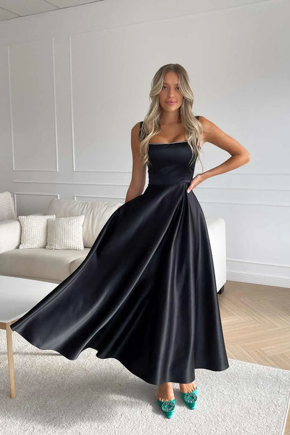 Vestido Sin Mangas Cuello Cuadrado Elegante - Vestiria