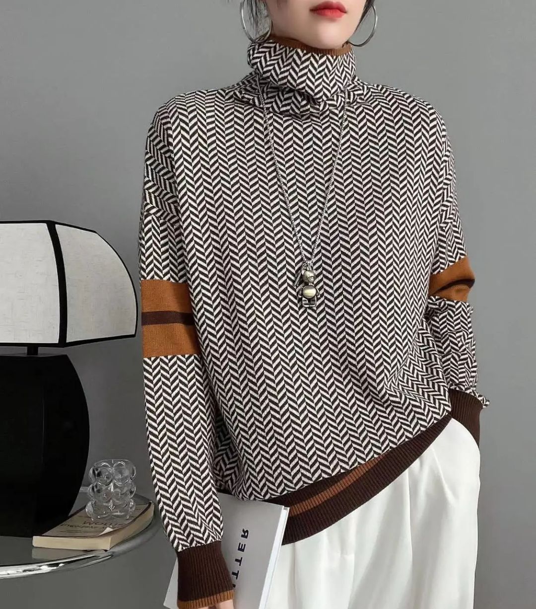 Blusa Deportiva Cuello Alto Mujer