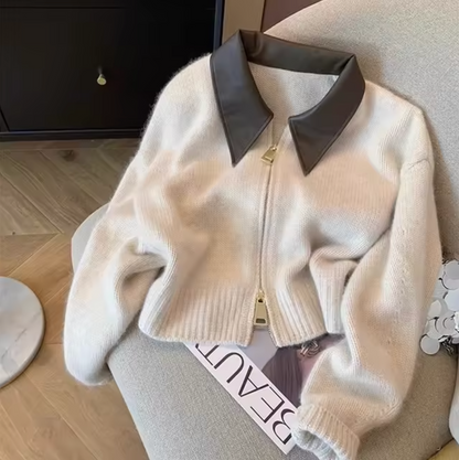 Cárdigan Elegante con Detalle de Piel