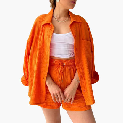 Traje de verano blusa y shorts ajustados