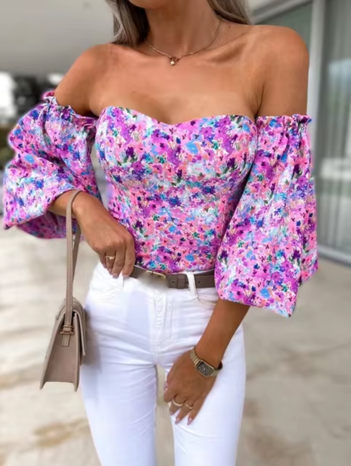 Blusas Florales con Escote en V