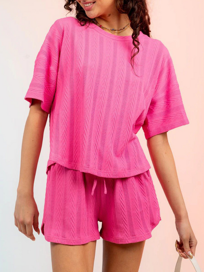 Conjunto cómodo de tirantes con textura y pantalón corto