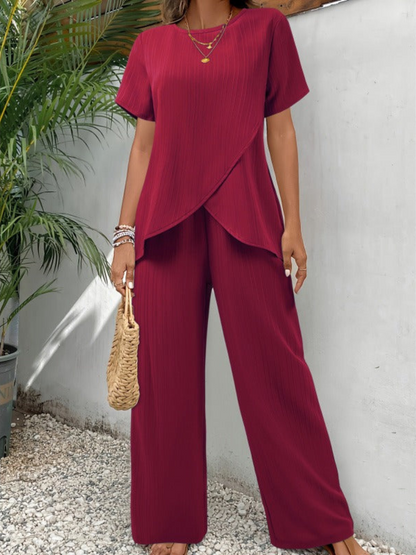 Pantalones y Camiseta Pliscados Conjunto Elegante Mujer