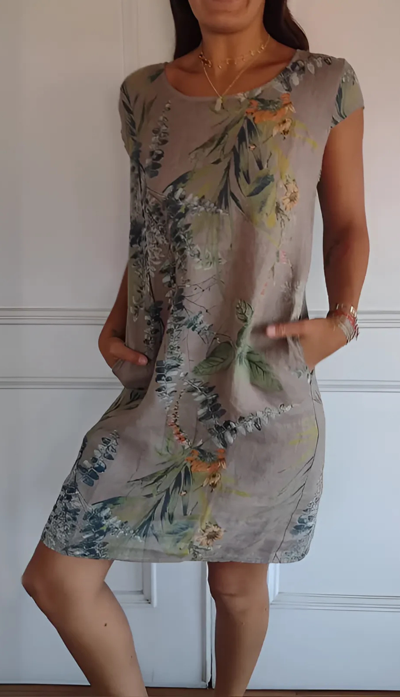 Vestido informal corte recto escote redondo