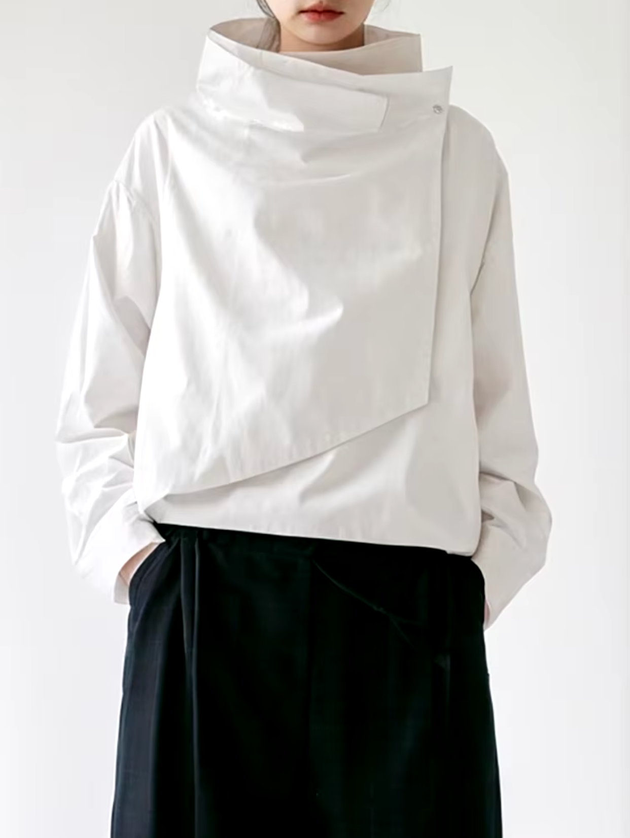 Top manga larga cuello alto suave algodón
