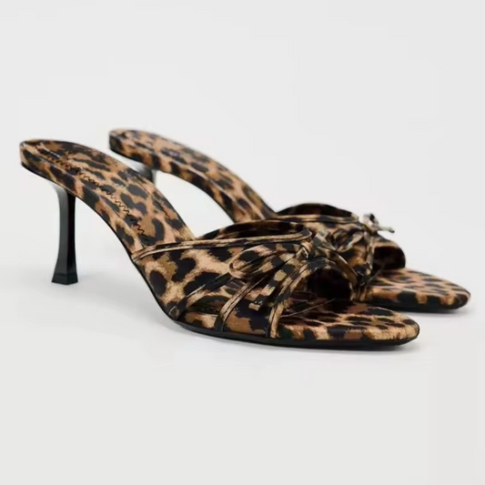 Pantuflas Leopardo Tacón Alto Elegantes - Vestiria