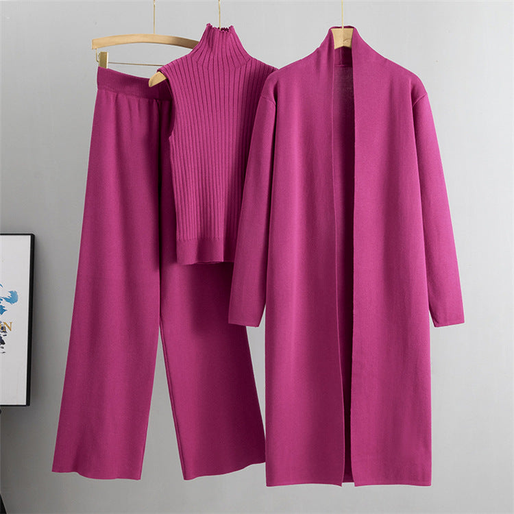 Traje de punto abrigo, pantalón y gorro