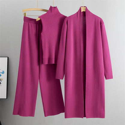 Traje de punto abrigo, pantalón y gorro