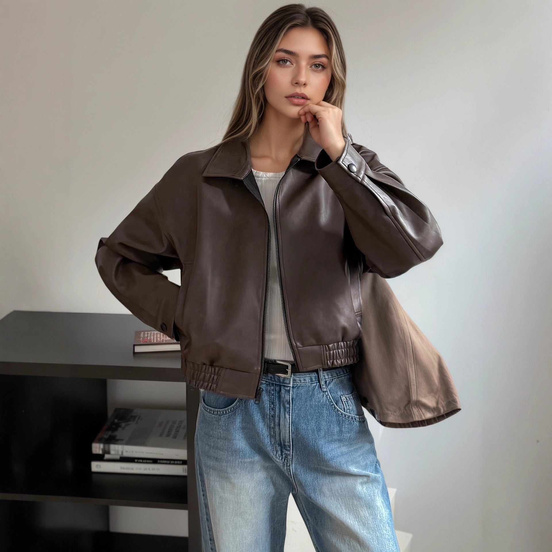 Chaqueta Cuero Mujer con Mangas Largas Elegante - Vestiria
