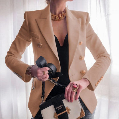 Chaquetilla ajustada de moda elegante mujer