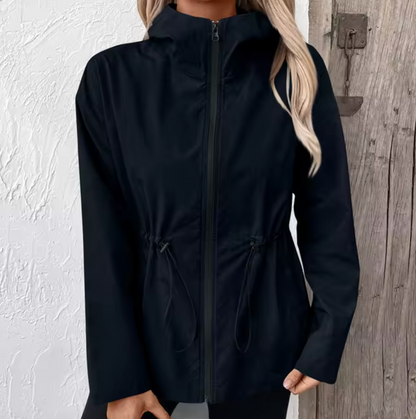 Chaqueta de agua ligera y transpirable