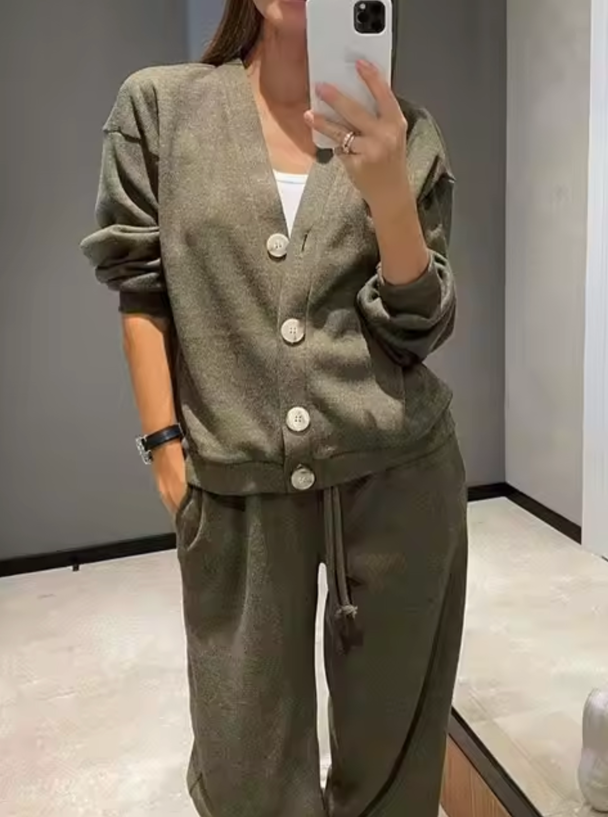 Pantalón y chaleco deportivo con cinturón para mujer