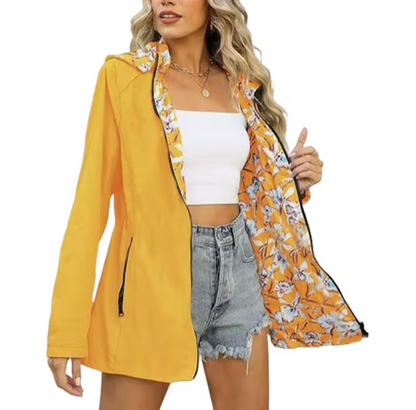 Chaqueta Reversible con Capucha y Estampado Diseño