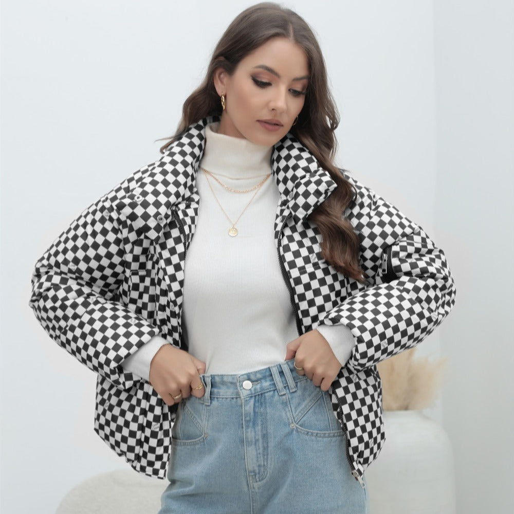 Chaqueta abrigada de mujer cuello alto