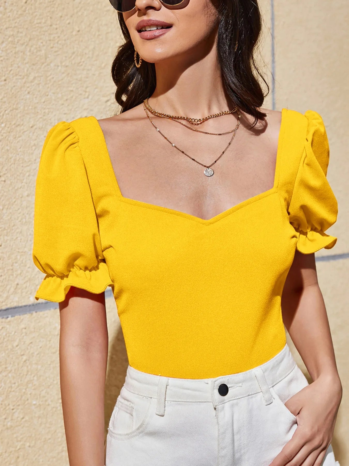 Blusa Mujer Cuello Corazón Manga Corta Floral