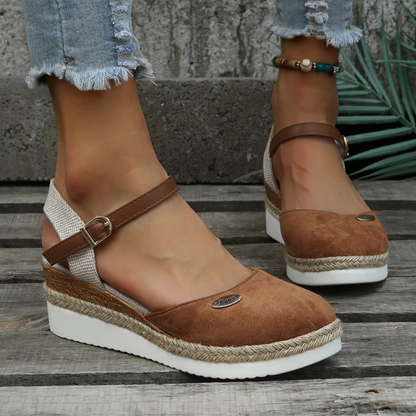 Sandalias Chic Con Estampado Colorido Kalea