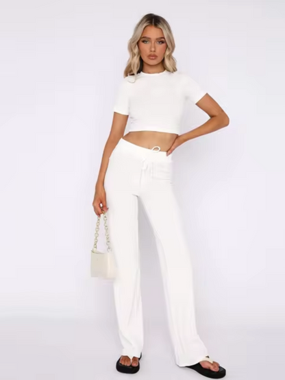 Conjunto Deportivo Top Corto y Pantalón