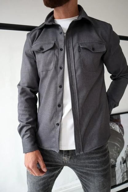 Chaqueta casual con cierre botones