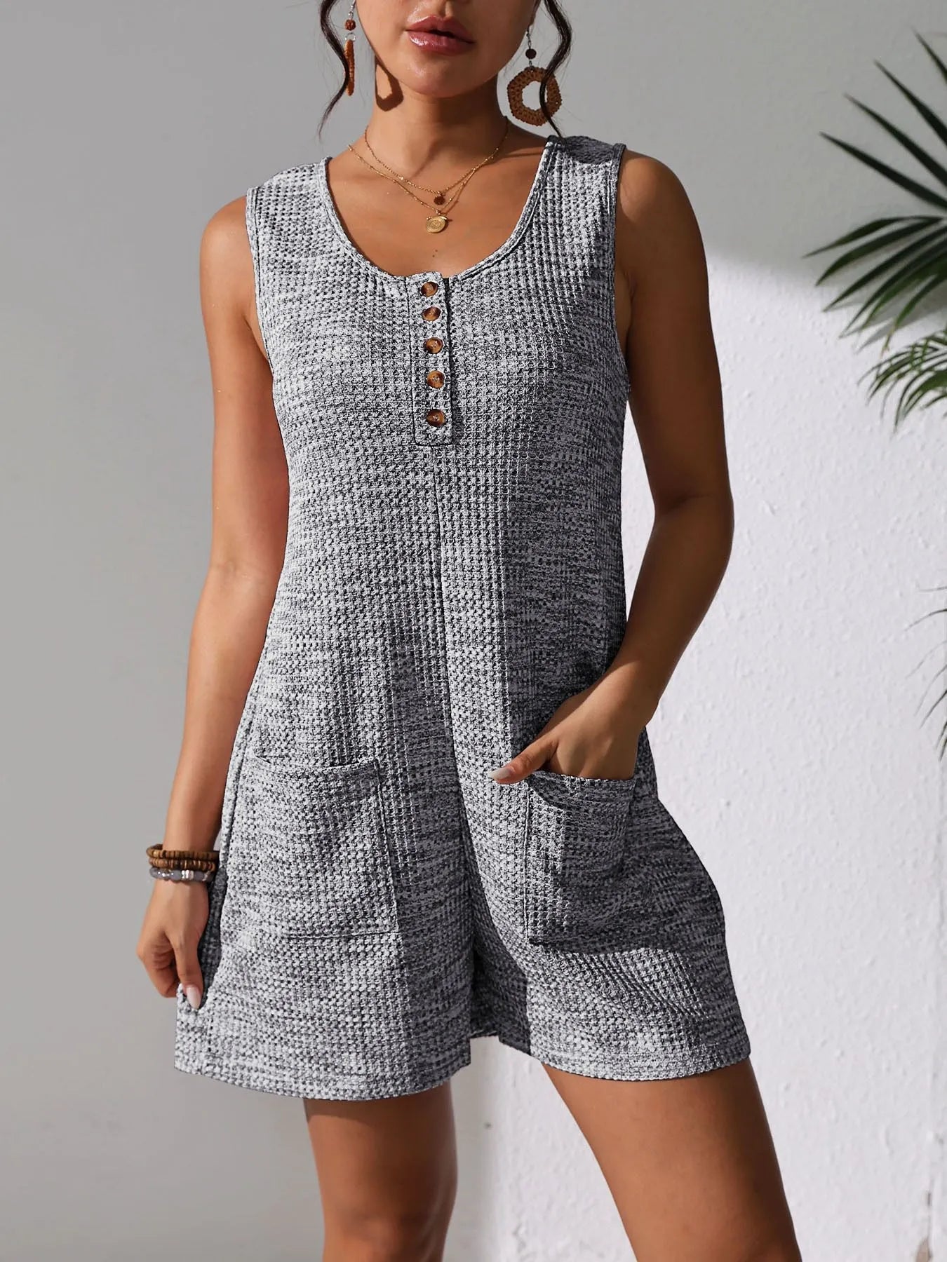 Chaquetilla ligera sin mangas con bolsas - Vestiria