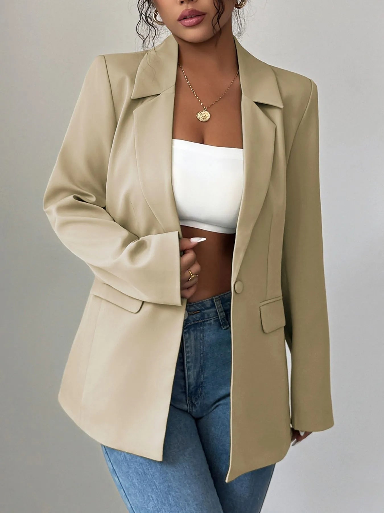 Chaquetilla Clásica de Mujer con Cuello de Solapa