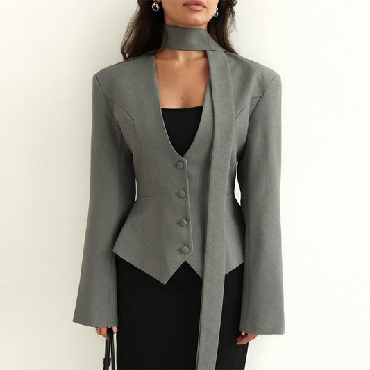 Chaquetón Mujer Escote en V con Pañuelo Elegante - Vestiria