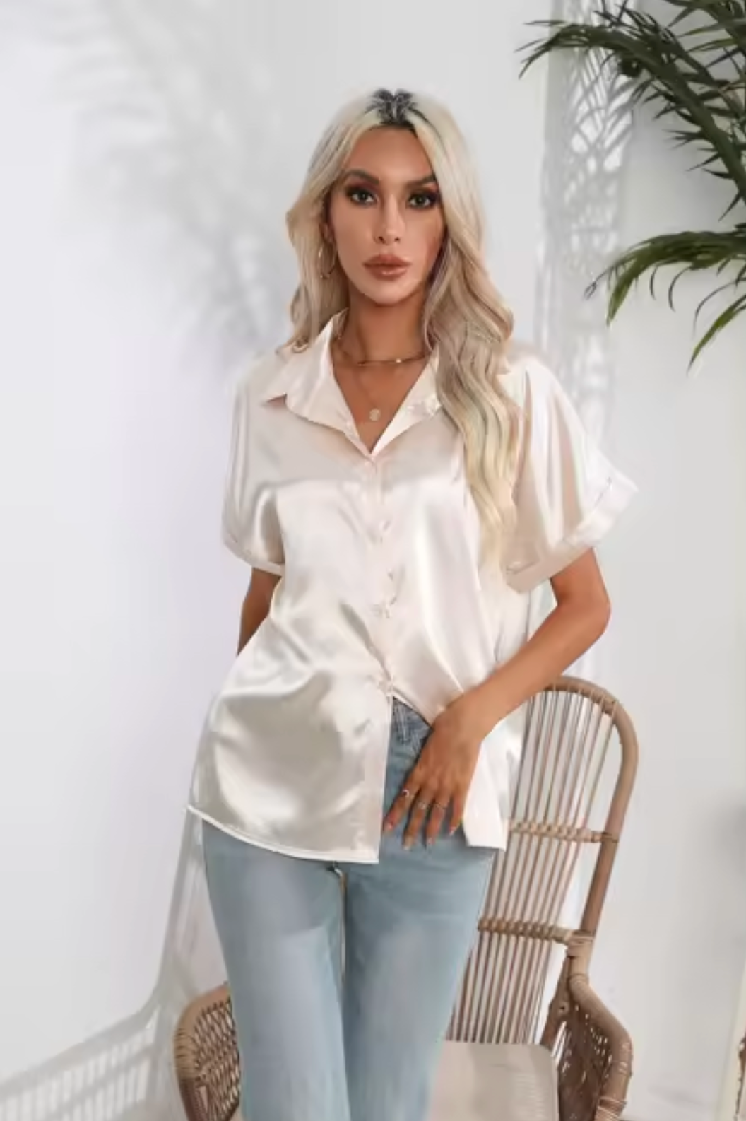 Blusa Raso Ligera con Mangas Cortas