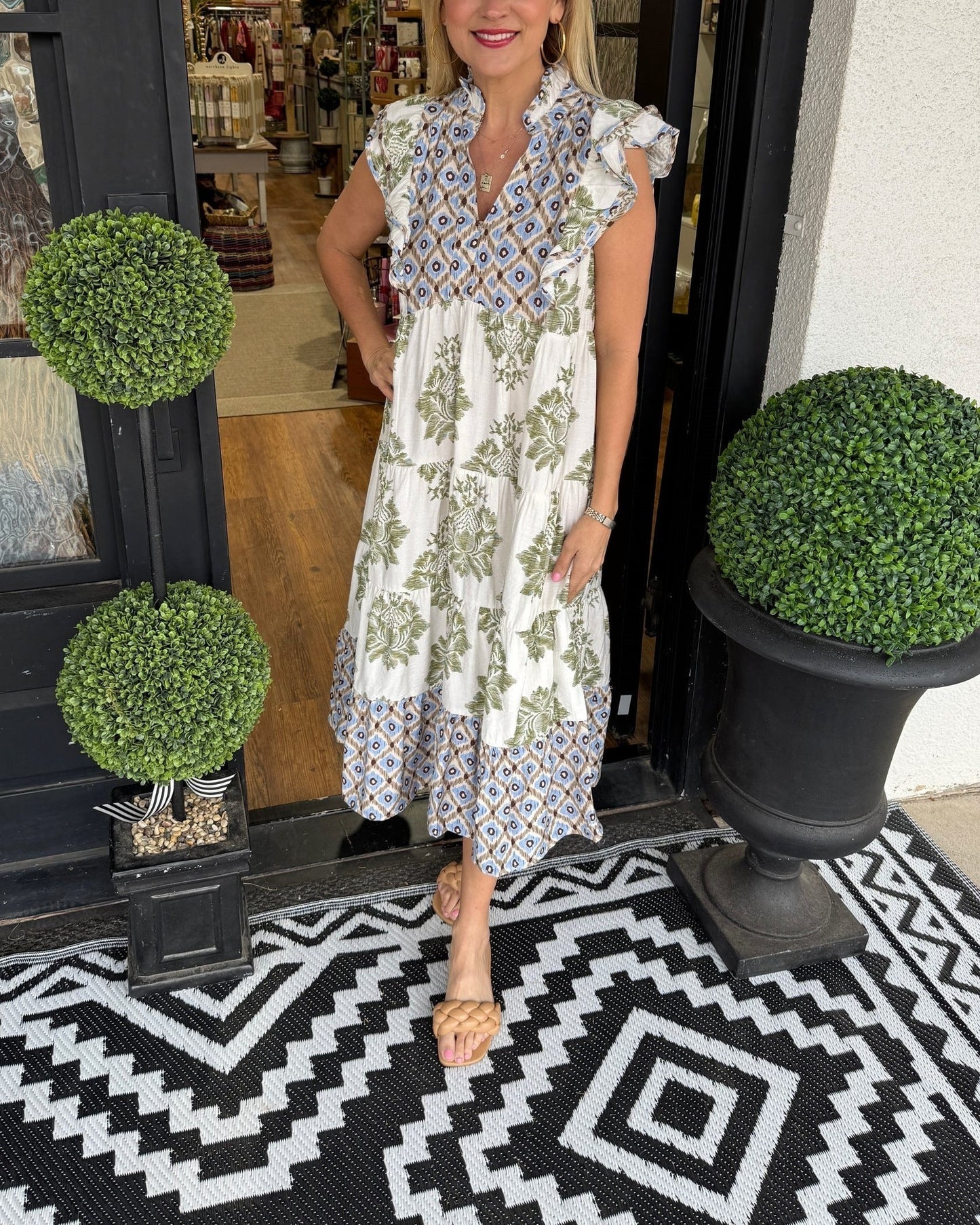 Vestido de flores sin mangas elegante mujer