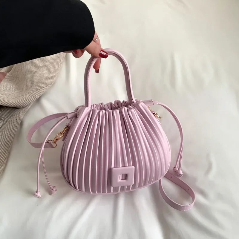 Bolso bandolera clásico de diseño elegante