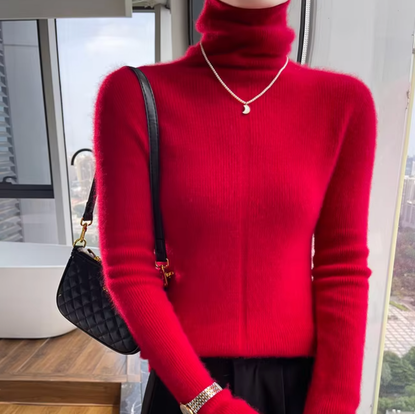 Chaquetón de lana suave cuello alto