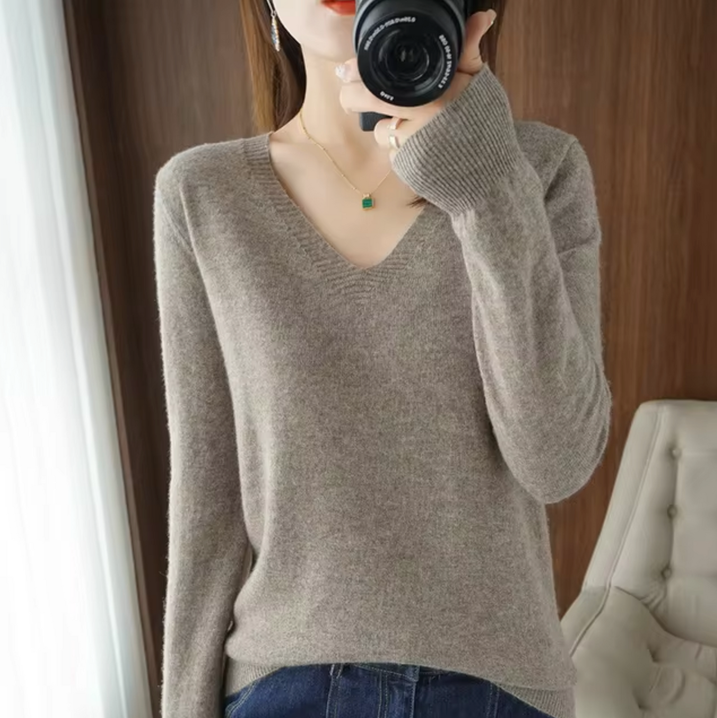 Sudadera de punto cuello en V cómoda