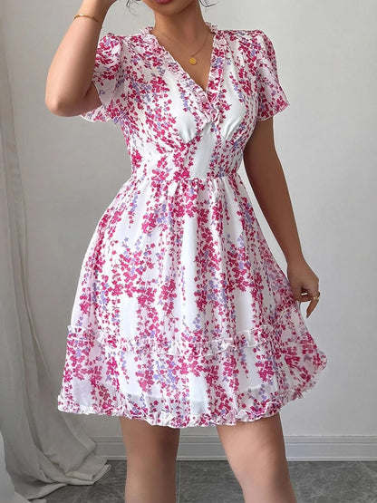 Vestido Corto Florado con Mangas Voladas