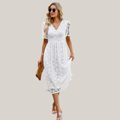 Vestido de Encaje Elegante con Escote en V
