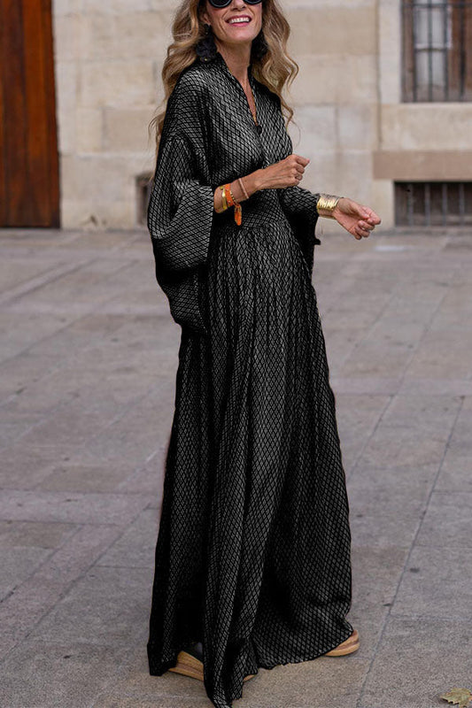 Vestido Cómodo con Cuello en V y Falda Amplia - Vestiria