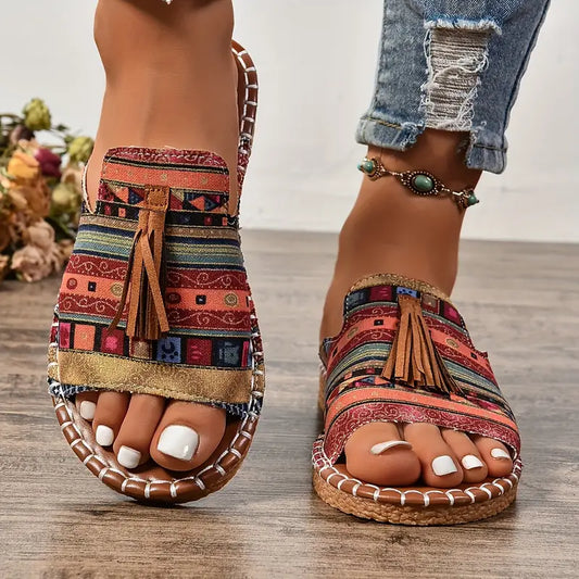 Sandalias Planas de Verano con Detalle Boho - Vestiria