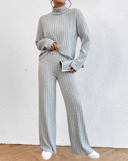Conjunto de punto suave y femenino
