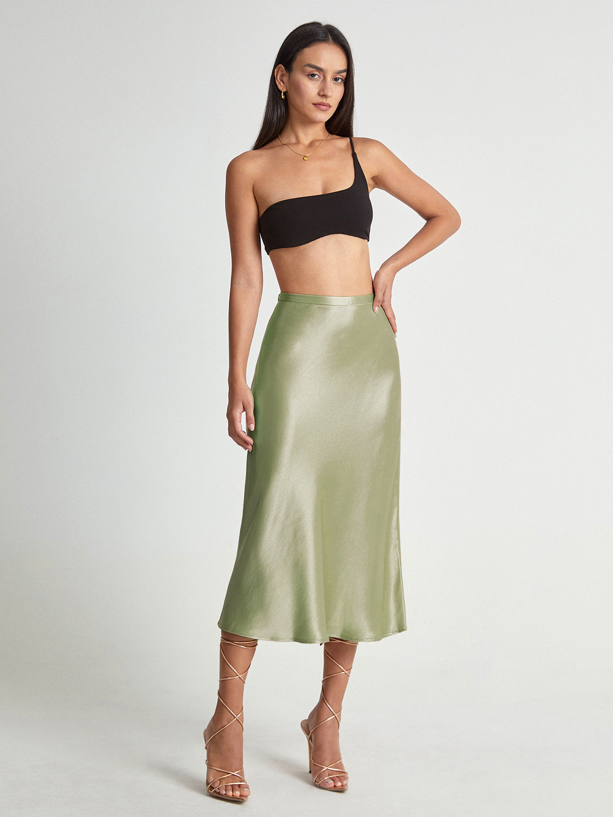 Vestido de satén feminino para eventos especiales