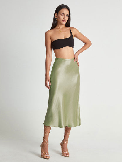 Vestido de satén feminino para eventos especiales