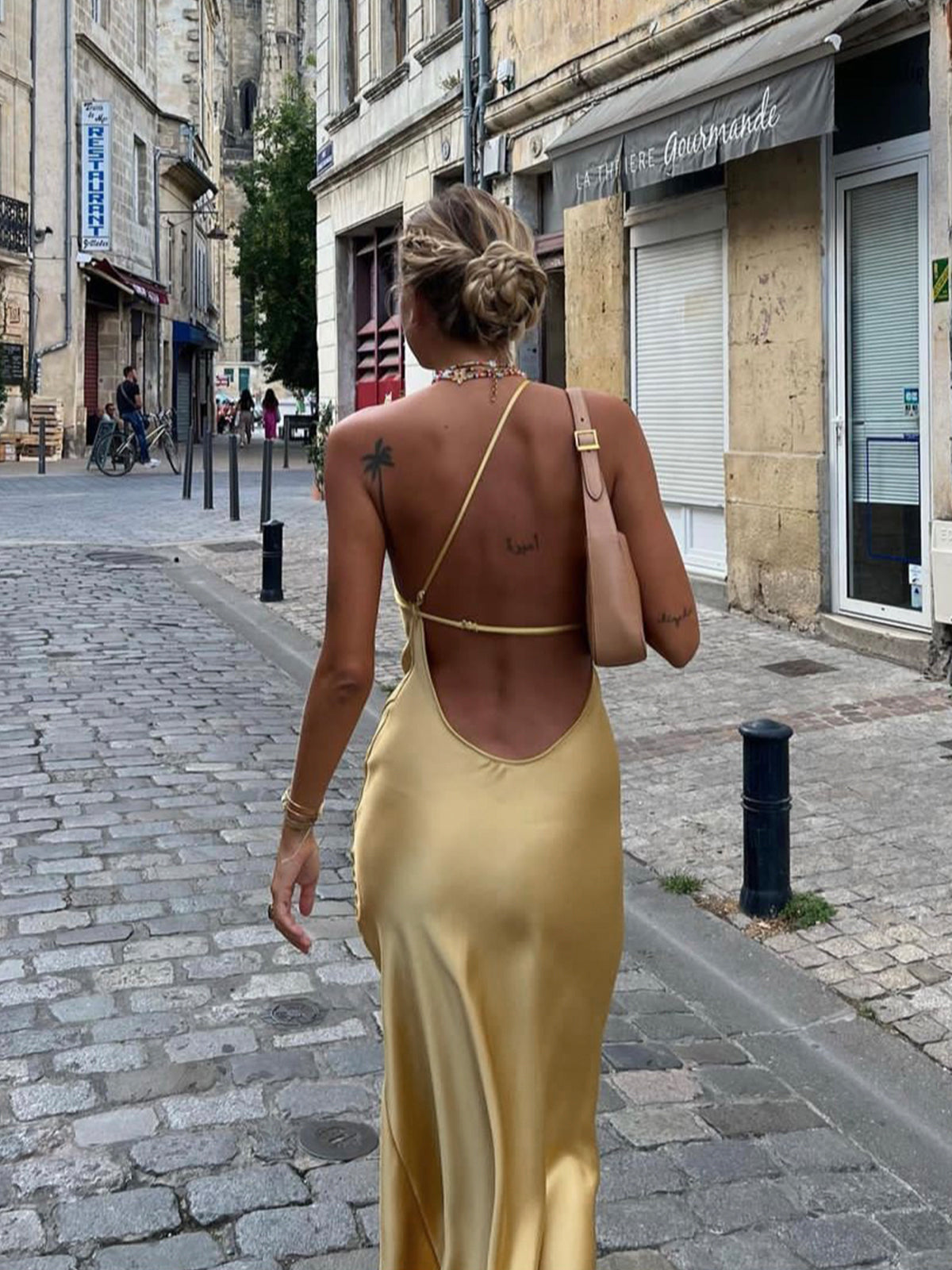 Vestido Asimétrico de Mujer Elegante - Vestiria